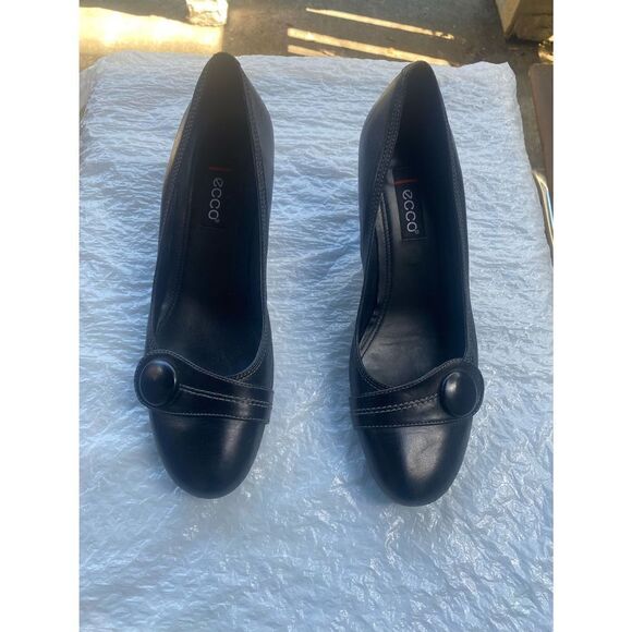 Ecco Women’s Black heels Sz 40 EUR- 10 US - Picture 7 of 8